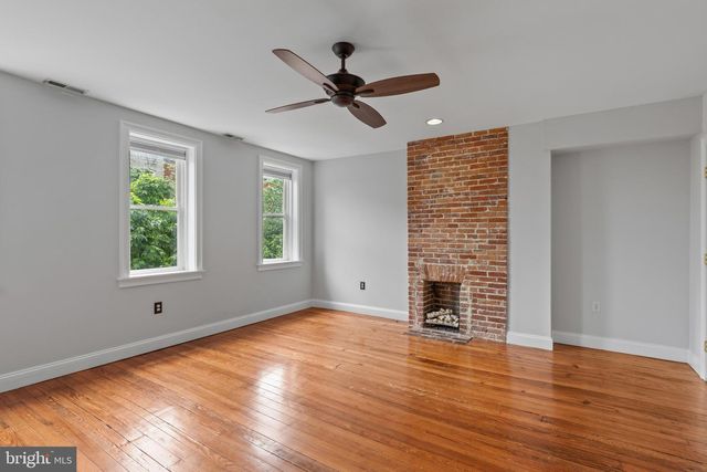 2038 E PRATT ST, Baltimore, MD 21231