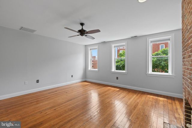 2038 E PRATT ST, Baltimore, MD 21231