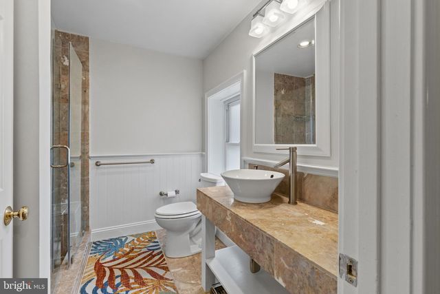 2038 E PRATT ST, Baltimore, MD 21231
