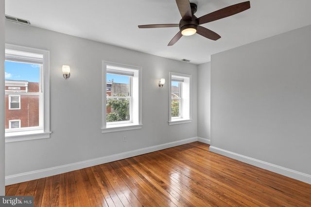 2038 E PRATT ST, Baltimore, MD 21231