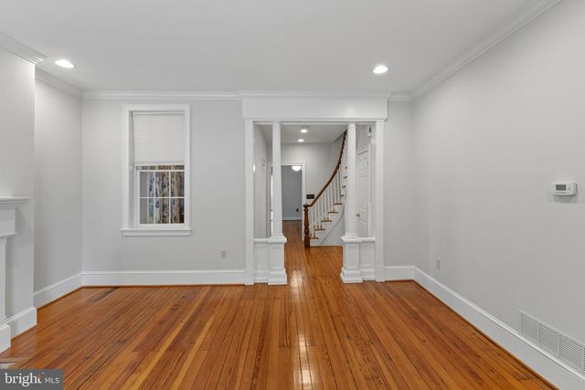 2038 E PRATT ST, Baltimore, MD 21231
