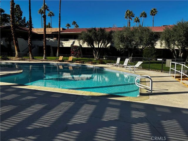575 N Villa Court 107, Palm Springs, CA 92262