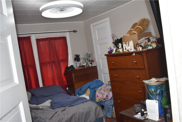 210 Maple Ln, Neville Twp, PA 15225