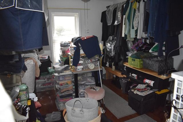 210 Maple Ln, Neville Twp, PA 15225