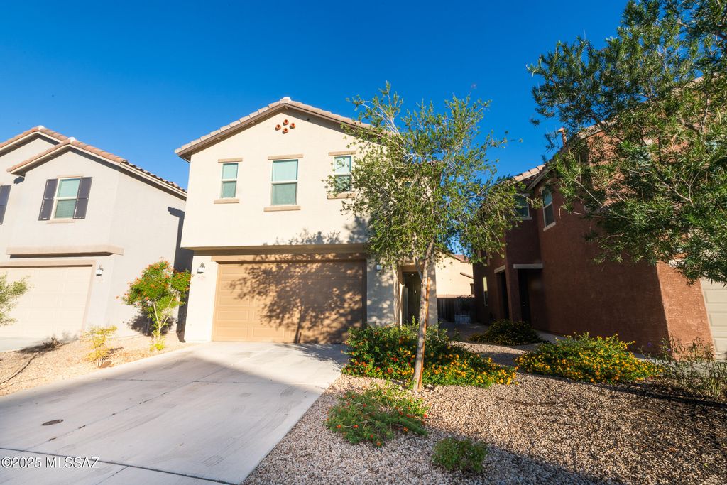 6216 N Saguaro Post Place, Tucson, AZ 85704