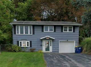 310 Gordon Parkway, Camillus, NY 13219