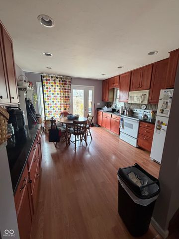 323 S Walnut Street, Batesville, IN 47006