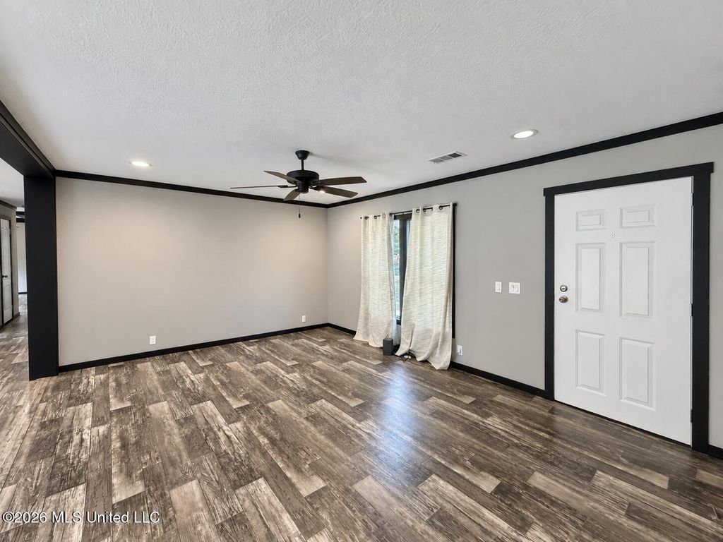 4350 Thyatira Tyro, Senatobia, MS 38668 — photo 2