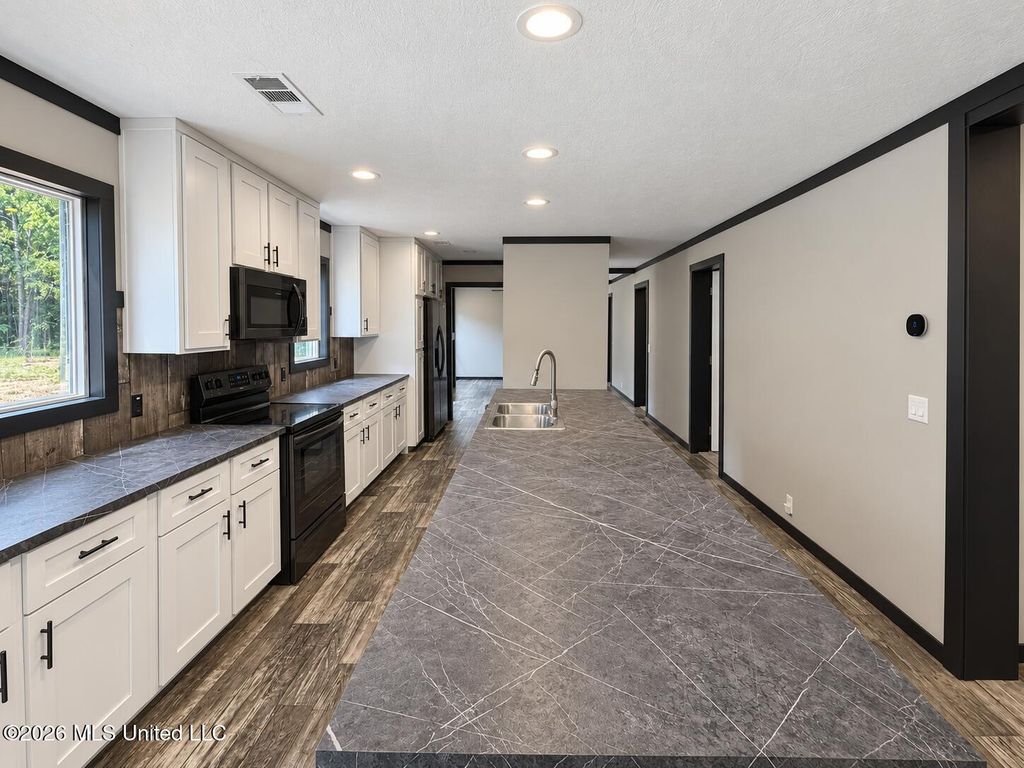 4350 Thyatira Tyro, Senatobia, MS 38668 — photo 5