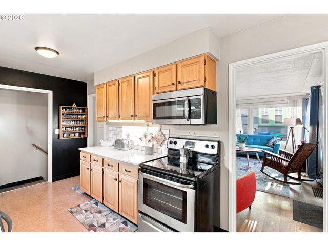 3636 N BALDWIN St, Portland, OR 97217