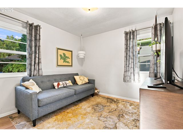 3636 N BALDWIN St, Portland, OR 97217