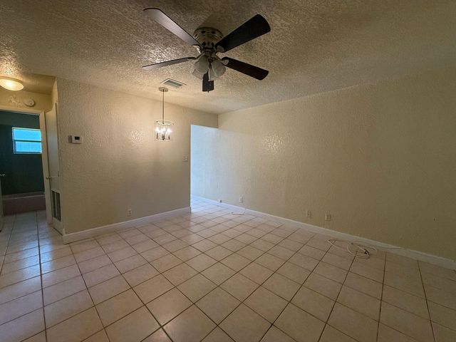 5720 NW 15th Street, Lauderhill, FL 33313