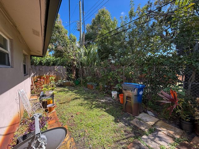 5720 NW 15th Street, Lauderhill, FL 33313