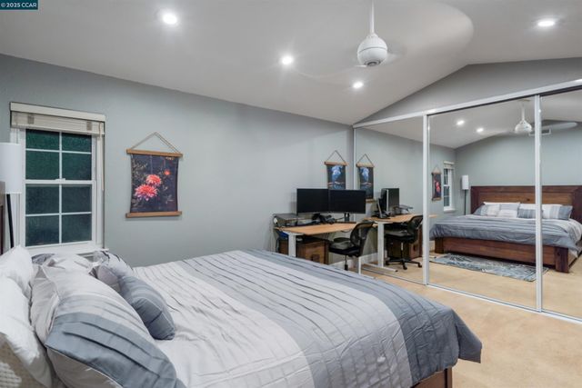 4962 Shadowfalls Dr, Martinez, CA 94553