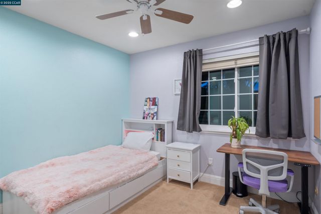 4962 Shadowfalls Dr, Martinez, CA 94553