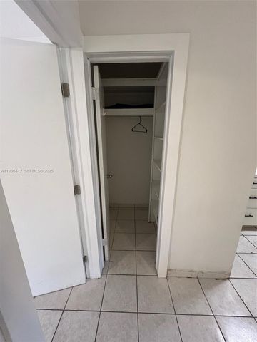 1844 Taft 2, Hollywood, FL 33020