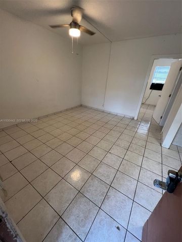 1844 Taft 2, Hollywood, FL 33020