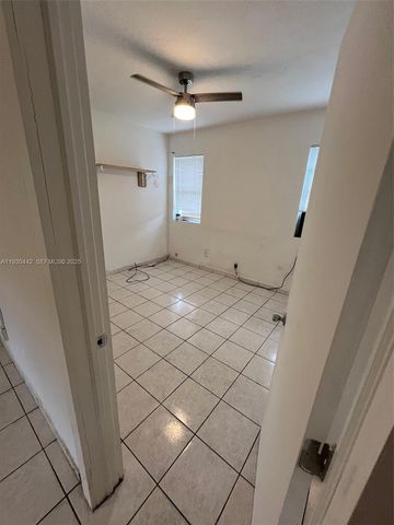 1844 Taft 2, Hollywood, FL 33020