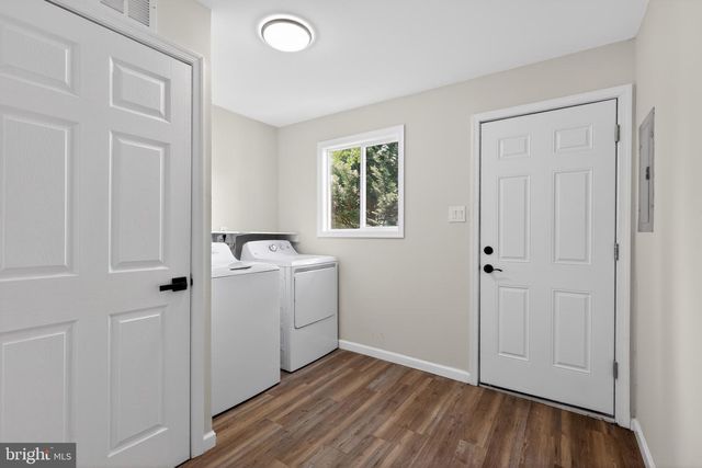 12 HERON CT, Newark, DE 19702