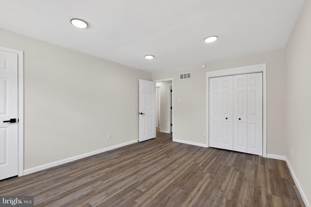 12 HERON CT, Newark, DE 19702