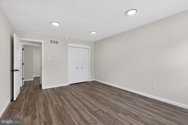 12 HERON CT, Newark, DE 19702