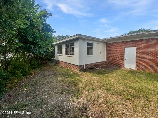 8308 MANAVISTA Street, Jacksonville, FL 32211