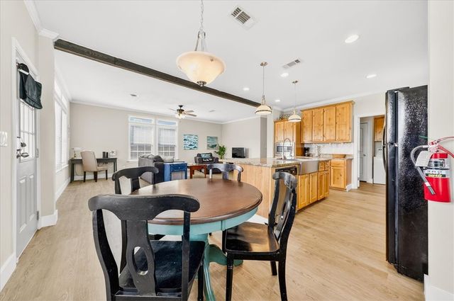 618 Dolphin Cr, Port Aransas, TX 78373