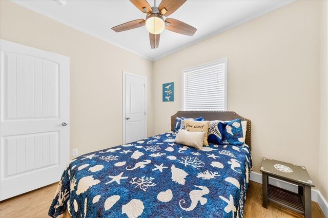 618 Dolphin Cr, Port Aransas, TX 78373