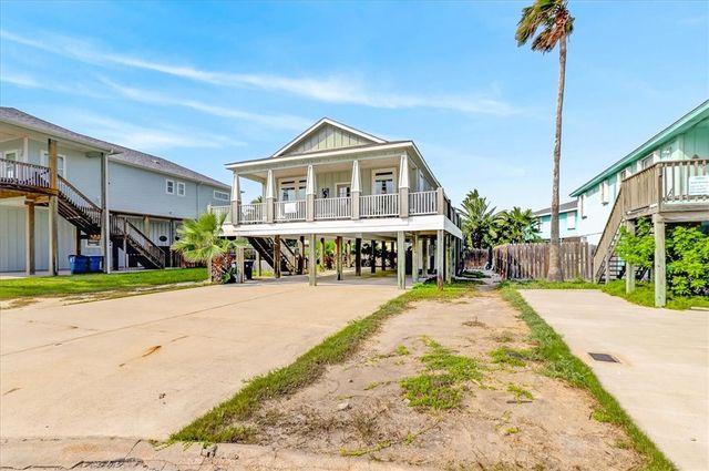 618 Dolphin Cr, Port Aransas, TX 78373