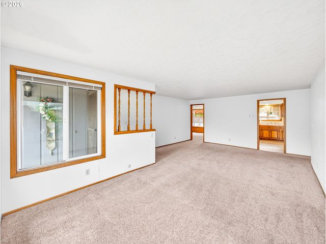 4847 CAPISTRANO Ct Ne, Salem, OR 97305