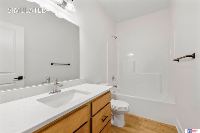 809 Middleton Avenue, Lincoln, NE 68521