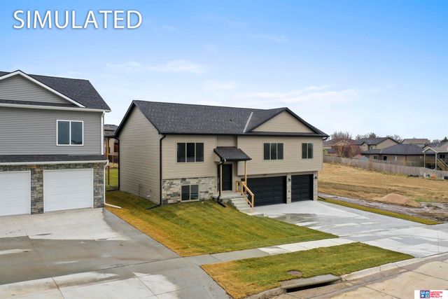 809 Middleton Avenue, Lincoln, NE 68521