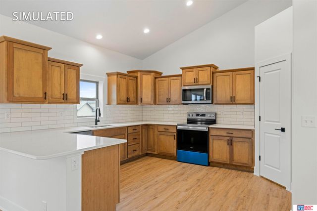 809 Middleton Avenue, Lincoln, NE 68521