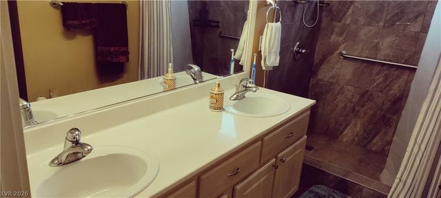 5848 Sleepy Spruce Street, Las Vegas, NV 89113