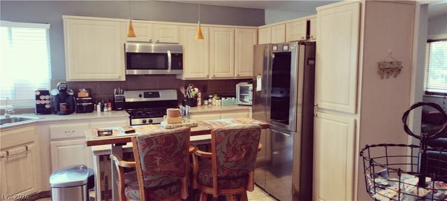 5848 Sleepy Spruce Street, Las Vegas, NV 89113