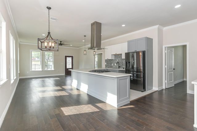 2902 Houston Avenue, Houston, TX 77009