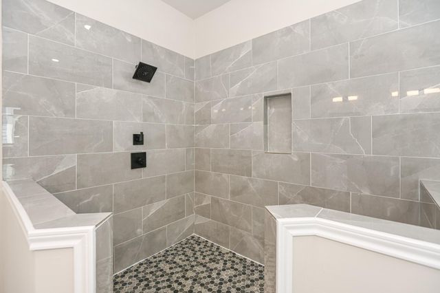 2902 Houston Avenue, Houston, TX 77009