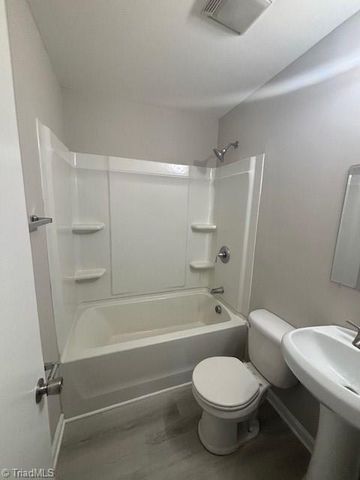 3432 Wichita Place D, Greensboro, NC 27405