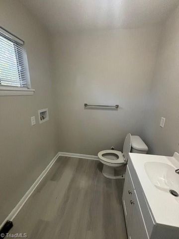 3432 Wichita Place D, Greensboro, NC 27405