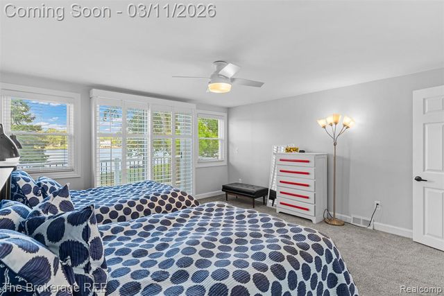 241 Reymont Road, Waterford, MI 48327