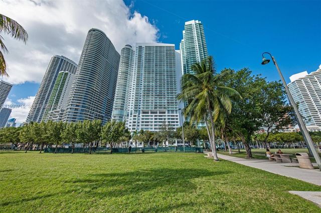 1800 N Bayshore Dr 3206, Miami, FL 33132