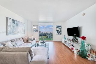 1800 N Bayshore Dr 3206, Miami, FL 33132