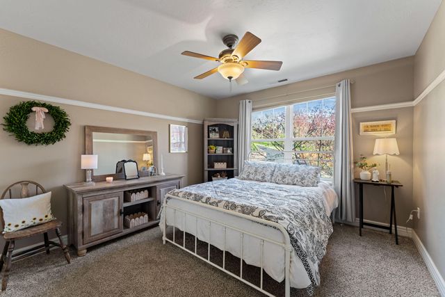 509 Cypress Avenue, Rogue River, OR 97537