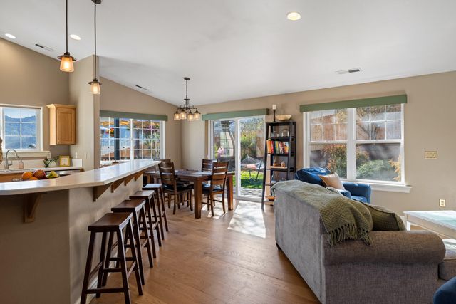 509 Cypress Avenue, Rogue River, OR 97537