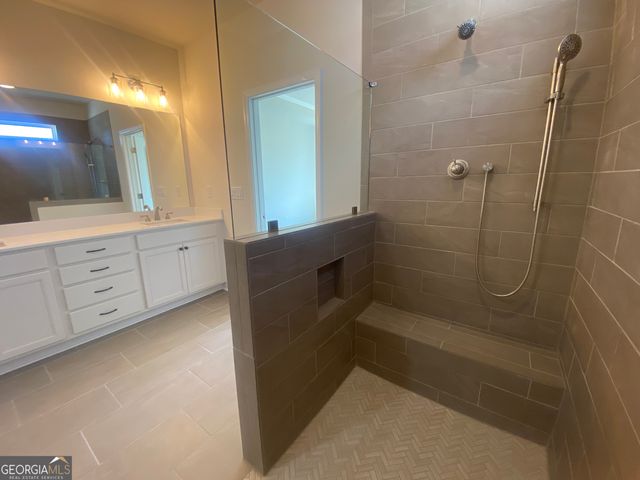 134 Oakdale Road 31, Jefferson, GA 30549