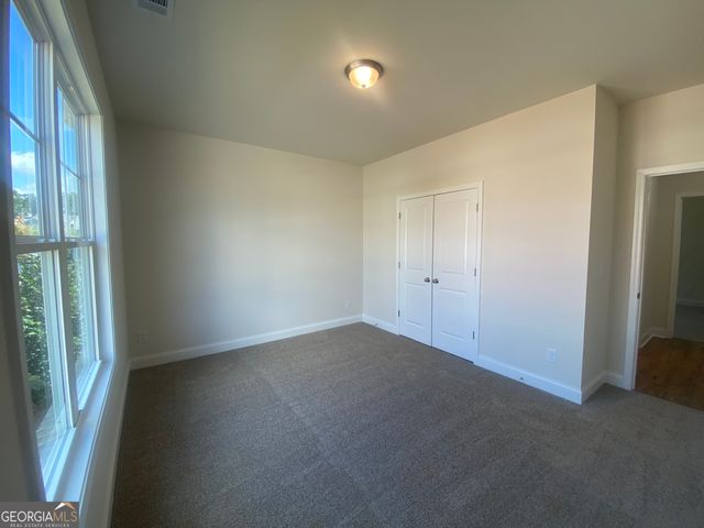 134 Oakdale Road 31, Jefferson, GA 30549