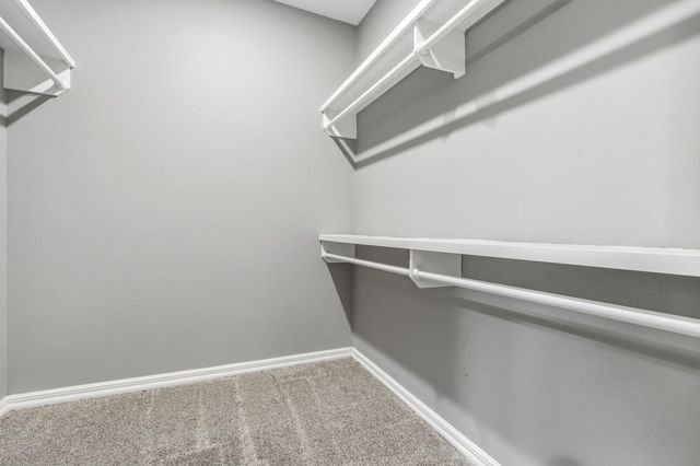 831 N Grapevine Road, Springfield, MO 65802