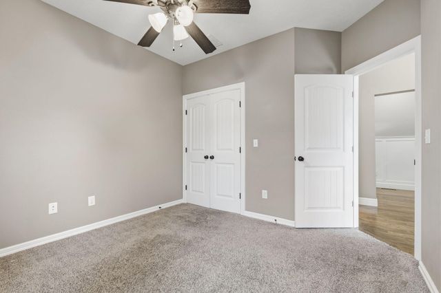 831 N Grapevine Road, Springfield, MO 65802