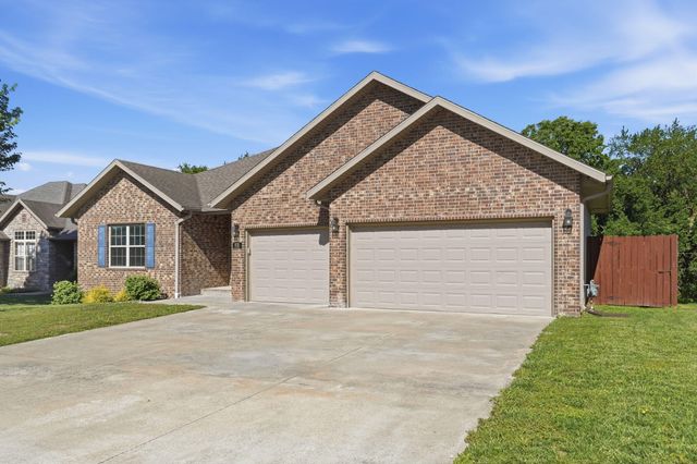 831 N Grapevine Road, Springfield, MO 65802