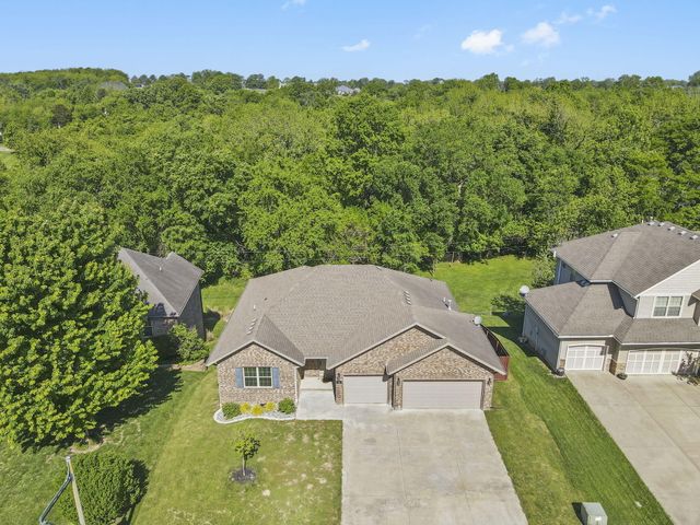 831 N Grapevine Road, Springfield, MO 65802